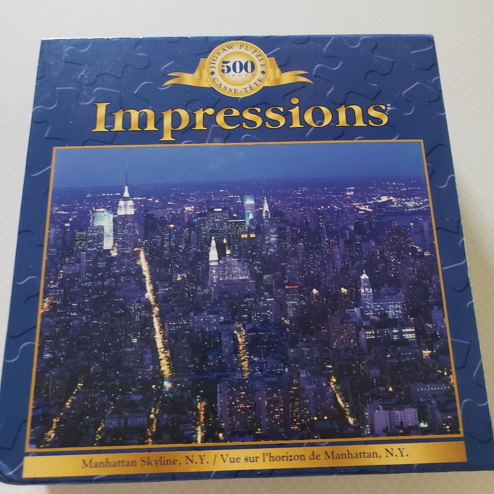 New Impressions Manhattan Skyline Puzzle